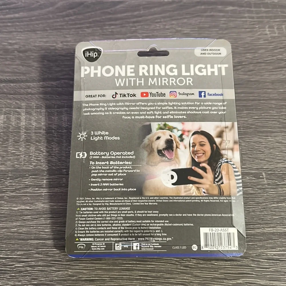 Brand New iHip Phone Ring Light with Mirror